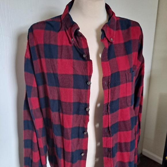 Flannels. 🌈 - Picture 2 of 6